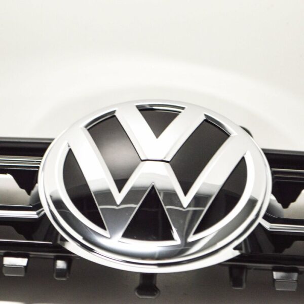 5G0853651TZLL - NEW VW GOLF MK7 R-LINE FRONT UPPER CENTER GRILL BLACK 5G0853651TZLL ORIGINAL