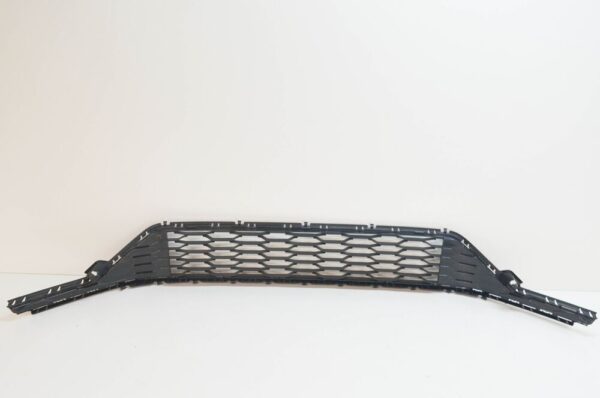 5G0853677AC9B9 - VW GOLF MK7 FRONT BUMPER LOWER CENTRE GRILLE 5G0853677AC9B9 NEW GENUINE