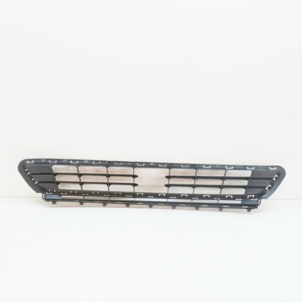 5G0853677B9B9 - NEW VOLKSWAGEN GOLF MK7 FRONT BUMPER LOWER GRILLE 5G0853677B9B9 2015
