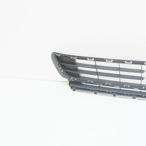 5G0853677B9B9 - NEW VOLKSWAGEN GOLF MK7 FRONT BUMPER LOWER GRILLE 5G0853677B9B9 2015