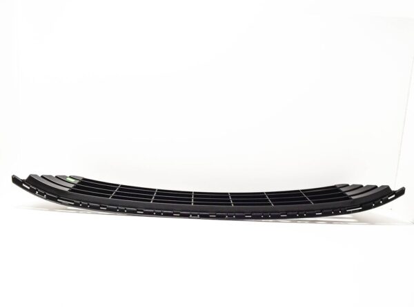 5G0853677F041 - VOLKSWAGEN GOLF MK7 Front Bumper Lower Grille R 5G0853677F041 NEW OEM 2014