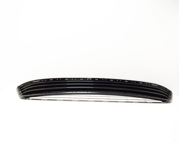 5G0853677F041 - VOLKSWAGEN GOLF MK7 Front Bumper Lower Grille R 5G0853677F041 NEW OEM 2014
