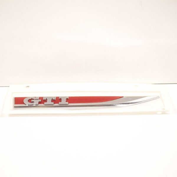 5G0853688ATJZQ - NEW VOLKSWAGEN GOLF MK7 RIGHT FENDER GTI EMBLEM 5G0853688ATJZQ ORIGINAL