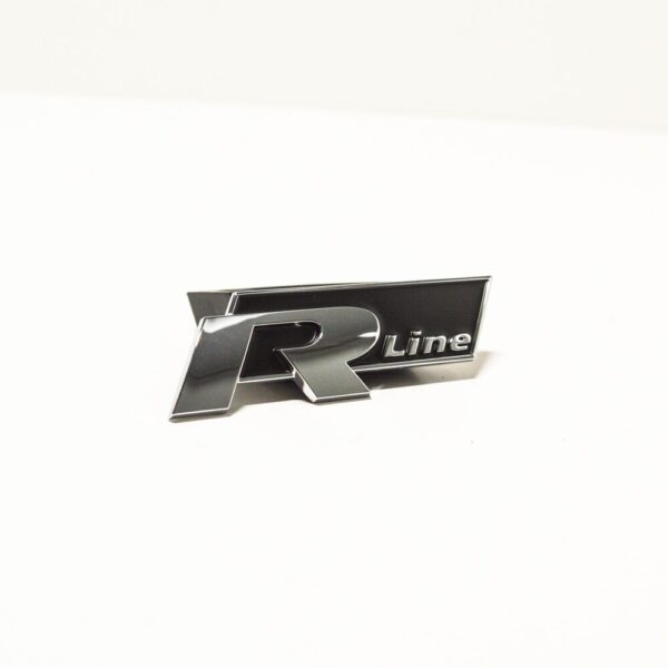 5G0853948E - VW GOLF MK7 R Front Bumper Radiator Grill Emblem Badge 5G0853948E NEW GENUINE