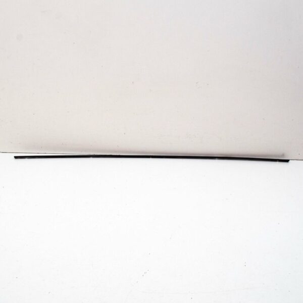 5G0854542 - NEW VW GOLF MK7 5G FRONT WINDSHIELD RIGHT MOLDING BRACKET 5G0854542 ORIGINAL