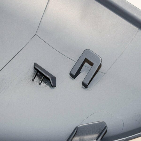 5G0857538EGRU - NEW VOLKSWAGEN GOLF MK7 FRONT RIGHT DOOR MIRROR FRAME 5G0857538EGRU ORIGINAL