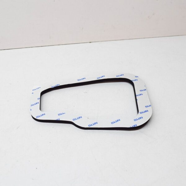 5G0945192 - VW GOLF MK7 Rear Right Inner Tail Light Seal 5G0945192 NEW GENUINE