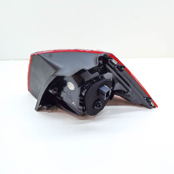 5G0945207C - NEW VW GOLF R VII REAR LEFT TAILLIGHT 5G0945207C ORIGINAL