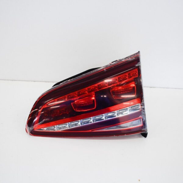 5G0945308F - NEW VOLKSWAGEN GOLF MK7 REAR RIGHT TAILGATE TAIL LIGHT LED 5G0945308F ORIGINAL