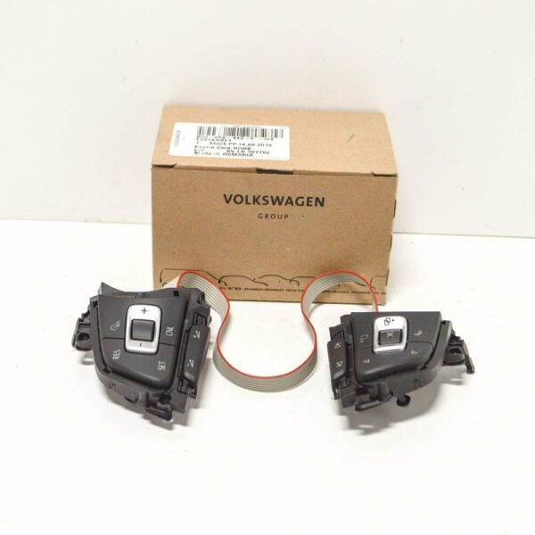 5G0959442PICX - NEW VW GOLF MK7 STEERING WHEEL MULTIFUNCTION BUTTON SET 5G0959442PICX OEM