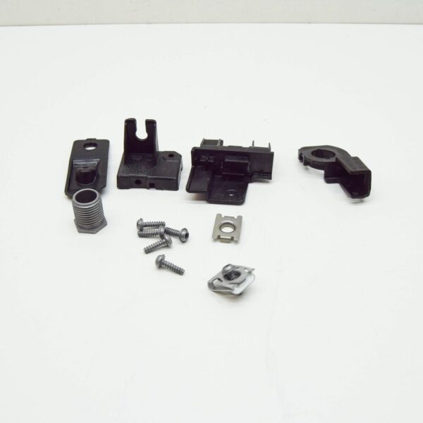 5G0998226B - NEW VW GOLF MK7 BV5 FRONT RIGHT HEADLIGHT BRACKET REPAIR KIT 5G0998226B ORIGINAL