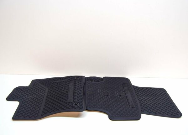5G1061500A82V - NEW VOLKSWAGEN GOLF MK7 RUBBER BLACK FLOOR MATS LHD 5G1061500A82V