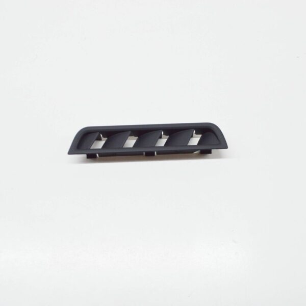 5G1819706B81U - NEW VOLKSWAGEN GOLF 5G MK7 FRONT RIGHT PANEL AIR VENT LHD 5G1819706B81U ORIGINAL