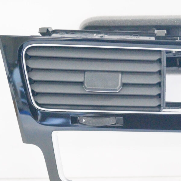 5G1819728AFQYI - NEW VW GOLF MK7 CENTER AIR VENTS W/ SAT NAV TRIM 5G1819728AFQYI LHD ORIGINAL