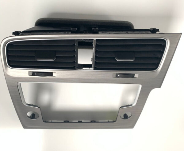 5G2819728AGDMD - NEW VW GOLF MK7 DASHBOARD CENTER AIR VENT RHD 5G2819728AGDMD ORIGINAL