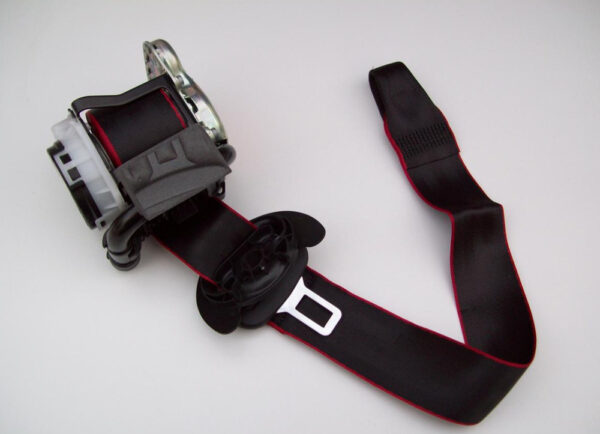 5G3857706TTM - NEW VW GOLF VII 5G MK7 FRONT RIGHT SEATBELT 5G3857706TTM ORIGINAL
