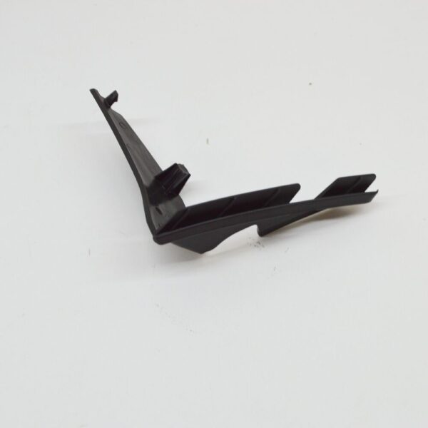 5G6807349 - NEW VOLKSWAGEN GOLF MK7 REAR DIFFUSER MOUNTING BRACKET - LEFT 5G6807349