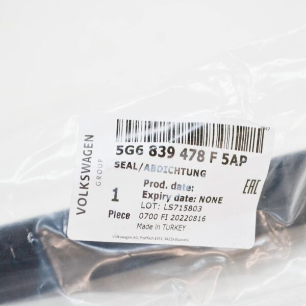 5G6839478F5AP - VW GOLF MK7 Rear Right Door Window Outer Aperture Seal 5G683978F5AP NEW GENUINE