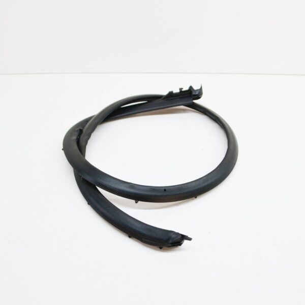 5G6839700D - NEW VW GOLF VII BA5, BV5 REAR RIGHT DOOR SEALING RUBBER 5G6839700D