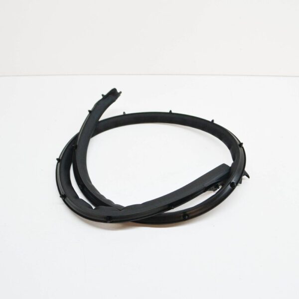 5G6839700D - NEW VW GOLF VII BA5, BV5 REAR RIGHT DOOR SEALING RUBBER 5G6839700D