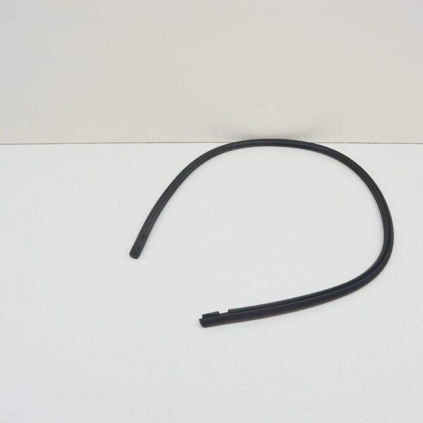 5G6877297A - NEW VOLKSWAGEN GOLF MK7 ROOF GLASS COVER REAR SEAL 5G6877297A