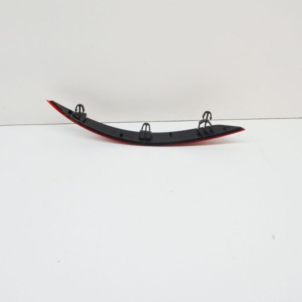 5G9945105B - NEW VOLKSWAGEN GOLF MK7 REAR BUMPER LEFT SIDE REFLECTOR 5G9945105B