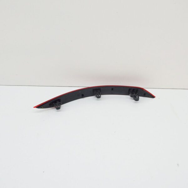 5G9945105B - NEW VOLKSWAGEN GOLF MK7 REAR BUMPER LEFT SIDE REFLECTOR 5G9945105B