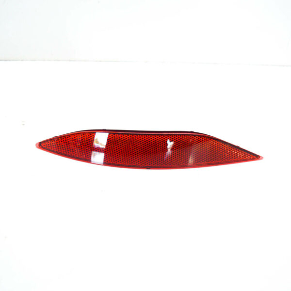 5G9945106B - NEW VOLKSWAGEN GOLF MK7 REAR BUMPER RIGHT REFLECTOR 5G9945106B
