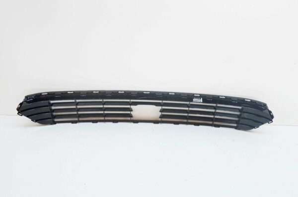 5GE853671A - New Genuine VOLKSWAGEN GOLF Front Lower Center Grill 5GE853671AFOD OEM
