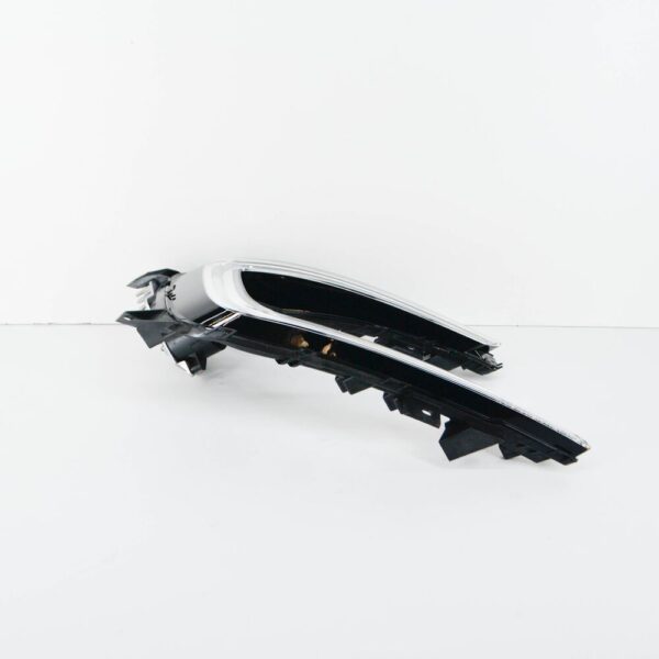 5GE941056B - NEW VW GOLF MK7 FRONT LOWER RIGHT LED DAY LIGHT ASSEMBLY 5GE941056B ORIGINAL