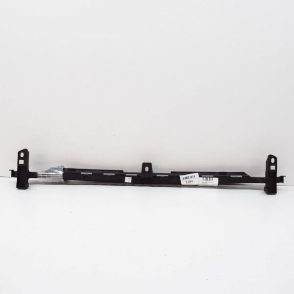 5GM805705A - NEW VW PASSAT B8 FRONT RADIATOR CENTER UPPER BRACKET HOLDER 5GM805705A ORIGINAL