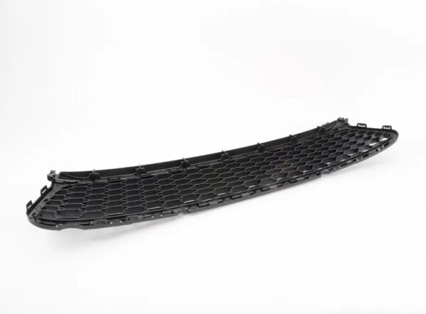 5GM853677D9B9 - NEW VOLKSWAGEN GOLF 2016 FRONT BUMPER CENTER LOWER GRILLE 5GM853677D9B9