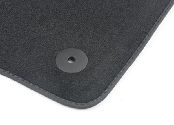 5GM863011AEUN - NEW VOLKSWAGEN GOLF 5G MK7 FLOOR MAT SET LHD 5GM863011AEUN ORIGINAL
