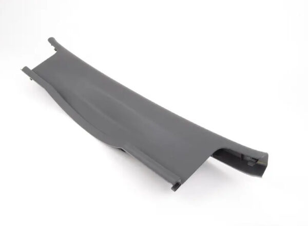 5GM86345982V - NEW VW GOLF VII 5G MK7 REAR LOCK CARRIER TRIM 5GM86345982V ORIGINAL