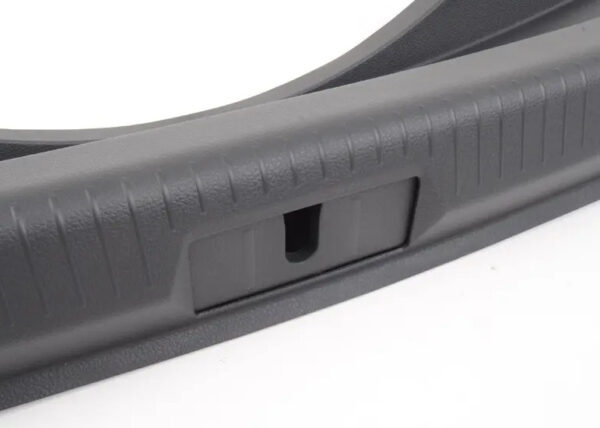5GM86345982V - NEW VW GOLF VII 5G MK7 REAR LOCK CARRIER TRIM 5GM86345982V ORIGINAL