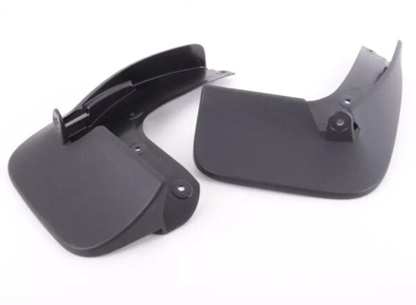 5GV075105A - NEW VOLKSWAGEN GOLF 5G MK7 REAR MUD FLAPS SET 5GV075105A