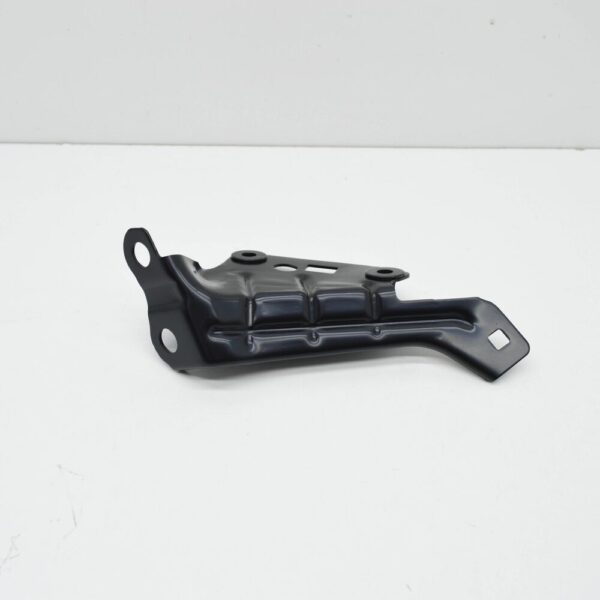 5H0821135 - VOLKSWAGEN GOLF MK8 CD Front Left Fender Holder 5H0821135 NEW GENUINE