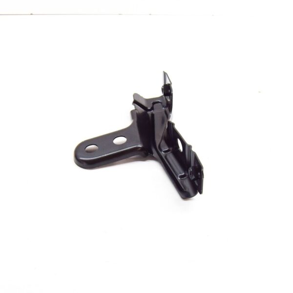 5H0821429 - VW GOLF CD MK8 FRONT LEFT FENDER HOLDER 5H0821429 NEW GENUINE