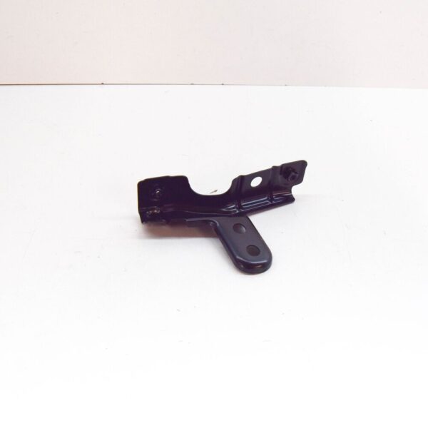 5H0821429 - VW GOLF CD MK8 FRONT LEFT FENDER HOLDER 5H0821429 NEW GENUINE