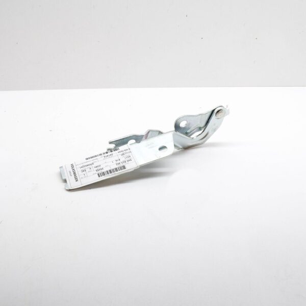 5H0823302 - VW GOLF CD MK8 FRONT RIGHT BONNET HINGE 5H0823302 NEW GENUINE