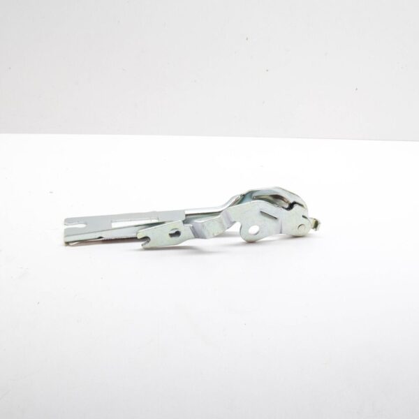 5H0823302 - VW GOLF CD MK8 FRONT RIGHT BONNET HINGE 5H0823302 NEW GENUINE