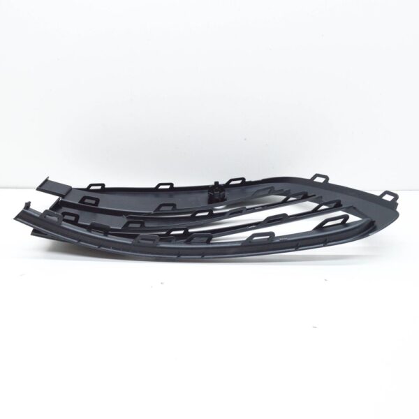 5H0853666J9B9 - NEW VOLKSWAGEN GOLF MK8 CD1 FRONT BUMPER RIGHT GRILLE 5H0853666J9B9 GENYUNE