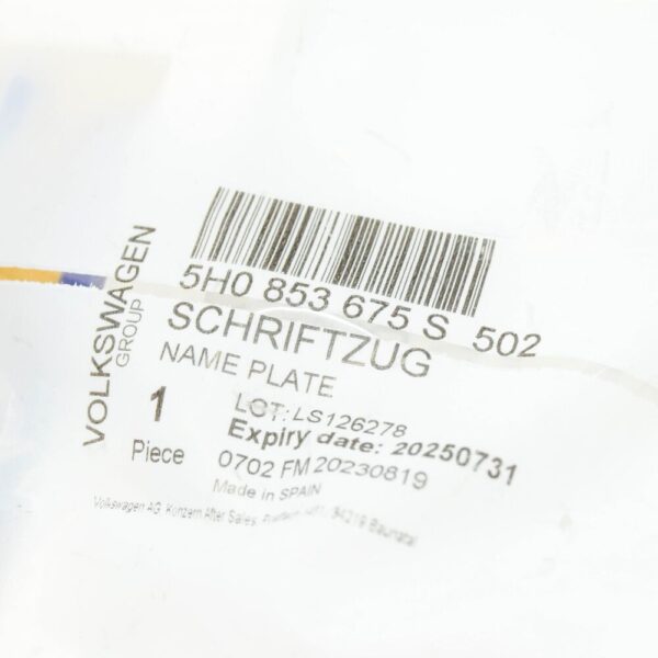 5H0853675S502 - VW GOLF CD MK8 REAR HATCH EMBLEM 5H0853675S502 NEW GENUINE