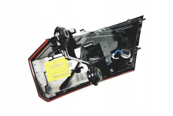 5H0945096C - NEW VOLKSWAGEN GOLF MK8 REAR RIGHT OUTER LED TAILLIGHT 5H0945096C ORIGINAL