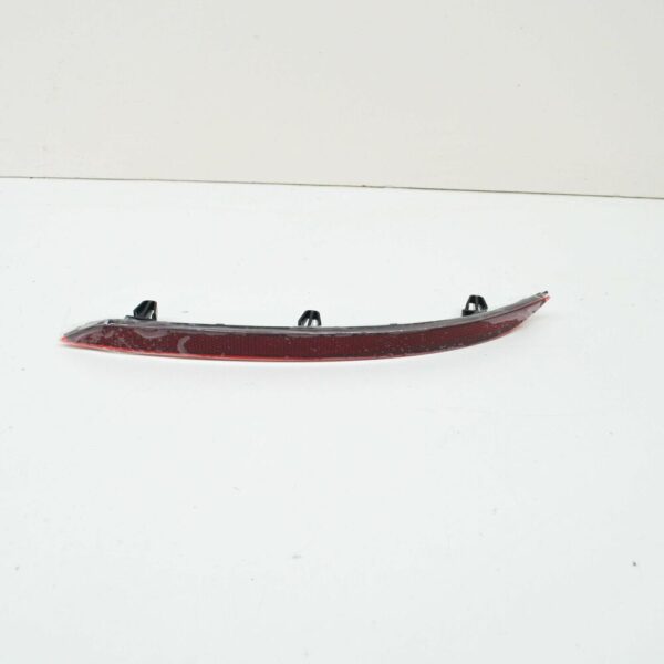 5H0945105 - NEW VOLKSWAGEN GOLF MK8 CD REAR LEFT BUMPER REFLECTOR 5H0945105 ORIGINAL