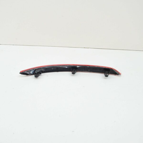 5H0945105 - NEW VOLKSWAGEN GOLF MK8 CD REAR LEFT BUMPER REFLECTOR 5H0945105 ORIGINAL