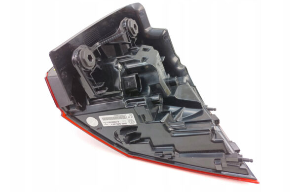 5H0945207A - NEW VOLKSWAGEN GOLF MK8 REAR LEFT OUTER LED TAILLIGHT 5H0945207A ORIGINAL