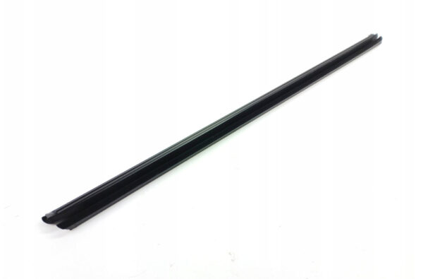5H4837480 - NEW VW GOLF MK8 FRONT RIGHT DOOR WINDOW APERTURE INNER SEAL 5H4837480 ORIGINAL