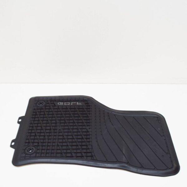 5H906150082V - VW GOLF MK8 Front And Rear Floor Mat Set Rubber LHD 5H906150082V NEW GENUINE