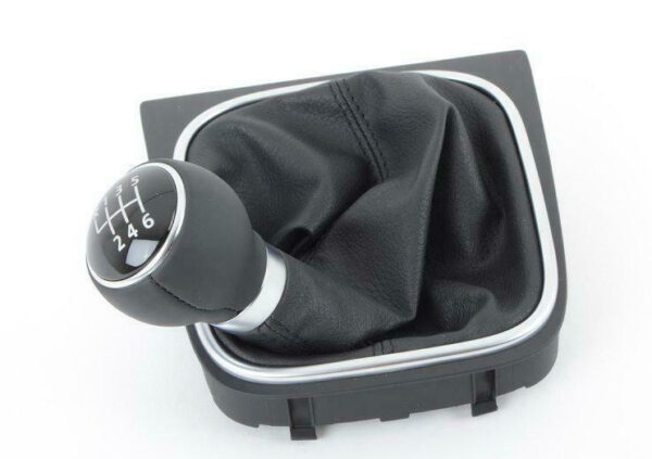 5K0711113EUZD - NEW VOLKSWAGEN JETTA A5 MANUAL GEAR SHIFT KNOB WITH BOOT 5K0711113EUZD ORIGINAL